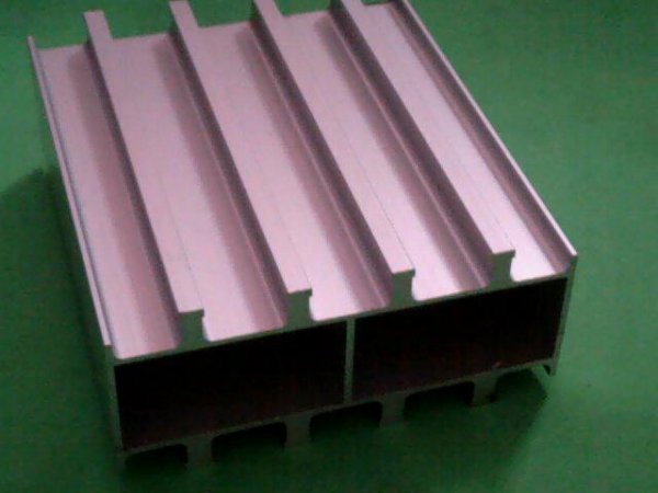 工业铝型材相比较传统焊接材料的优势在哪里？